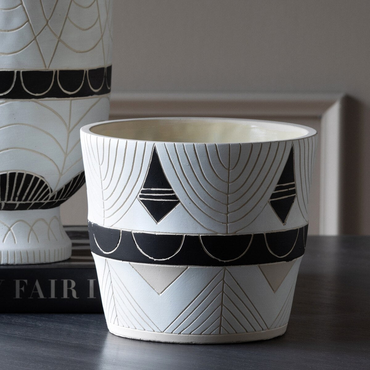 Del Sur Pattern Cement Pot, 8.25" style shot 2