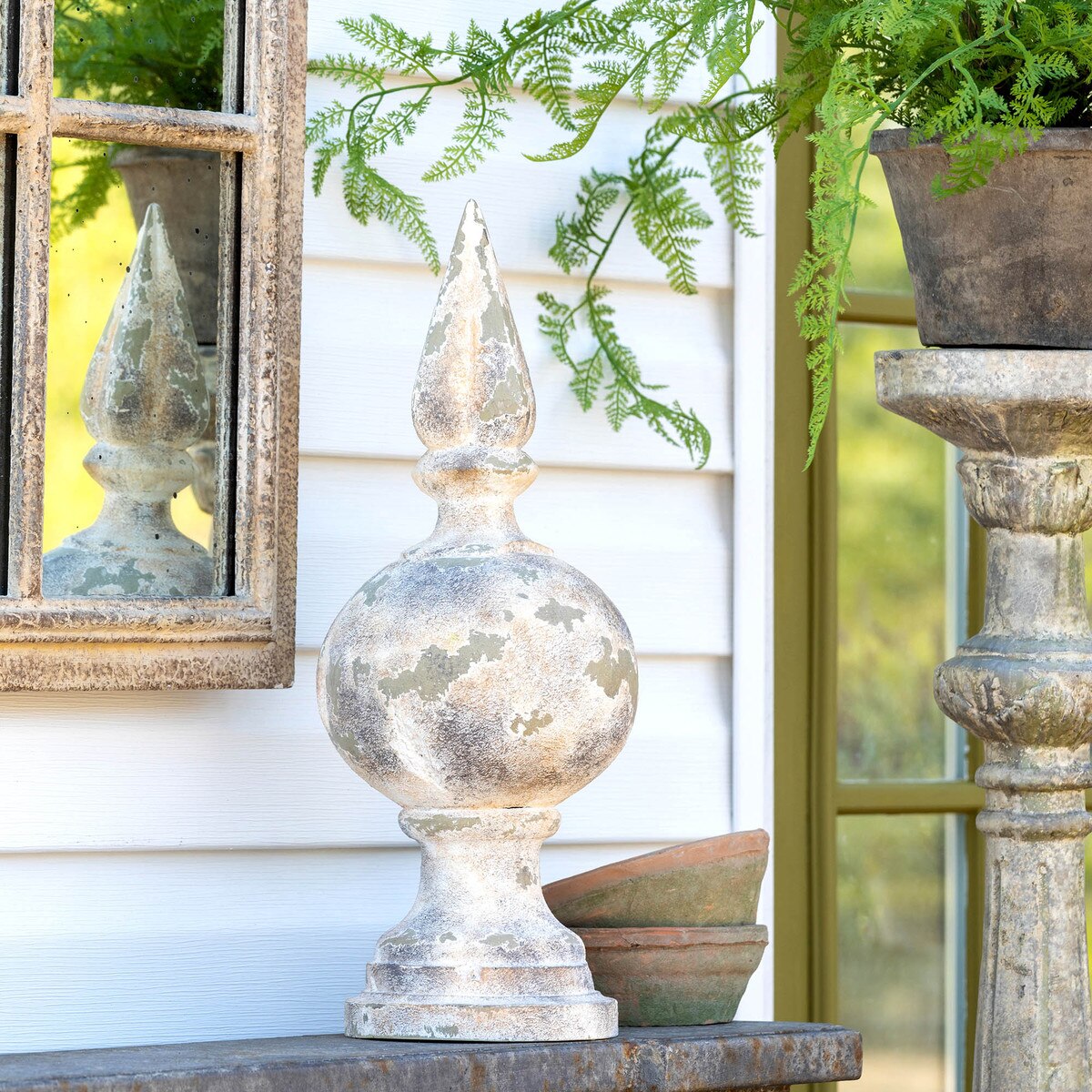 Charmant Finial style shot 2