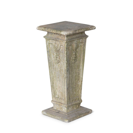 Courtyard Garden Pedestal, 24" style shot 1