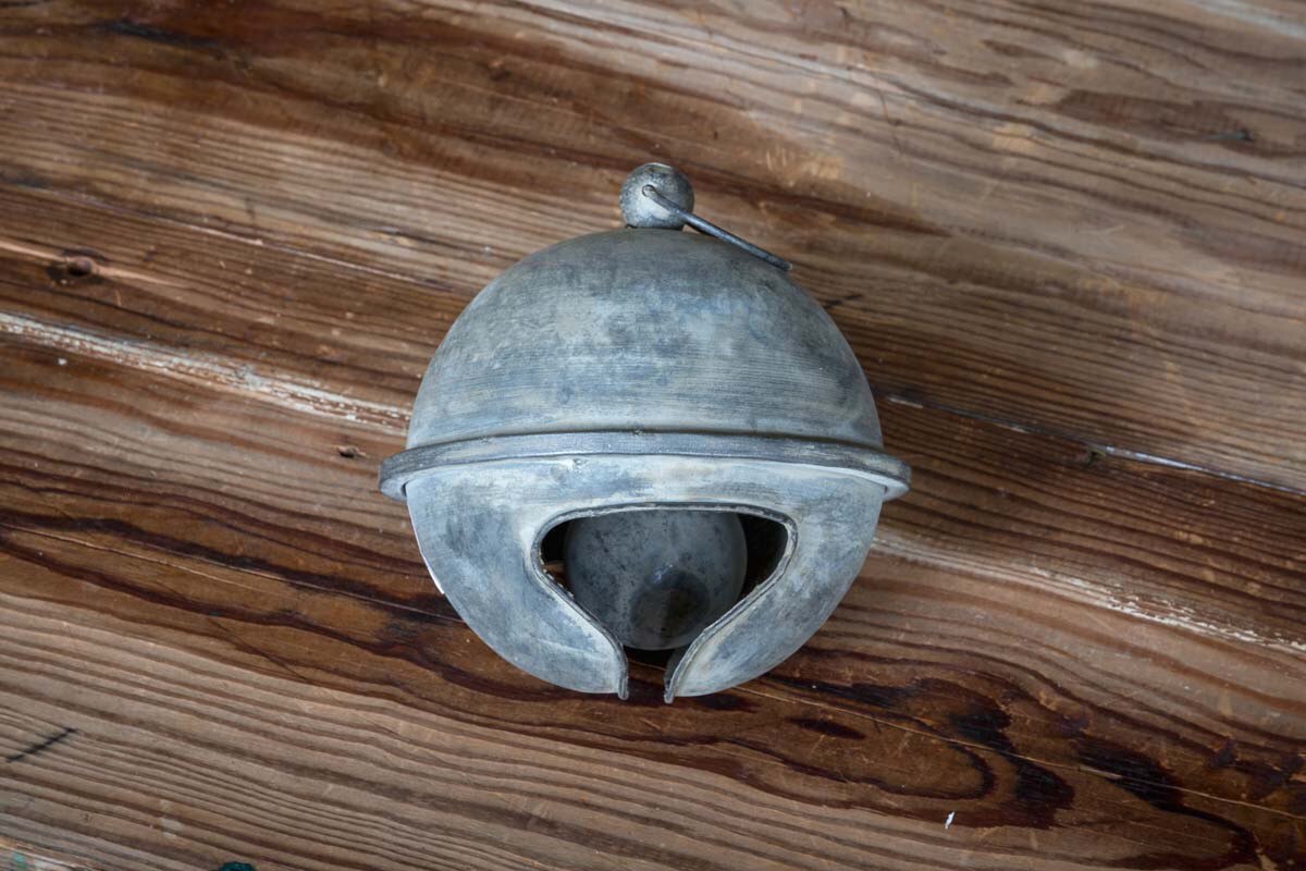 Weathered Tin Jingle Bell, Small style shot 1